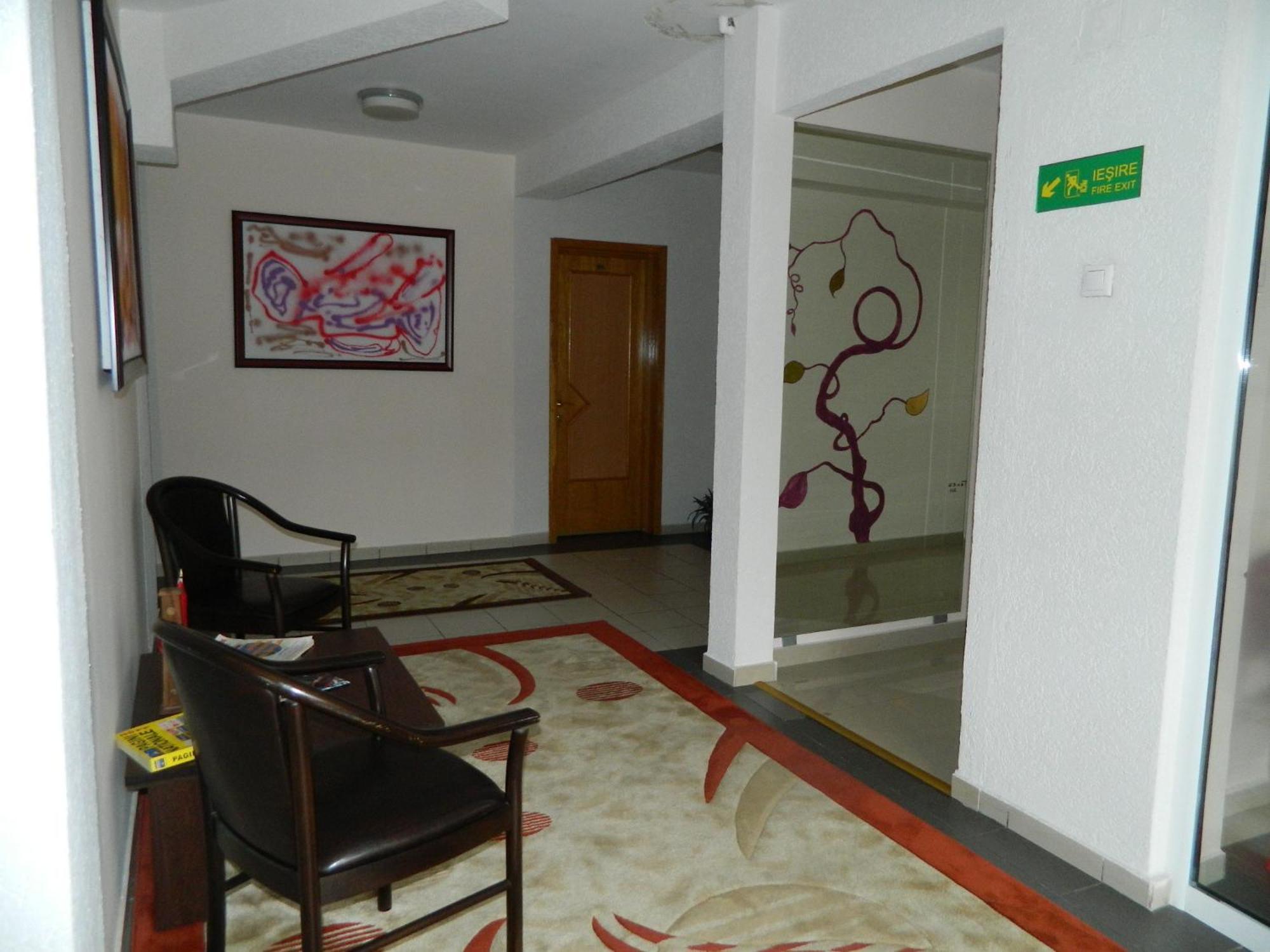 Hotel Tranzzit Bukareszt Zewnętrze zdjęcie