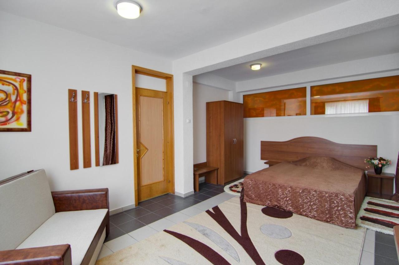 Hotel Tranzzit Bukareszt Zewnętrze zdjęcie