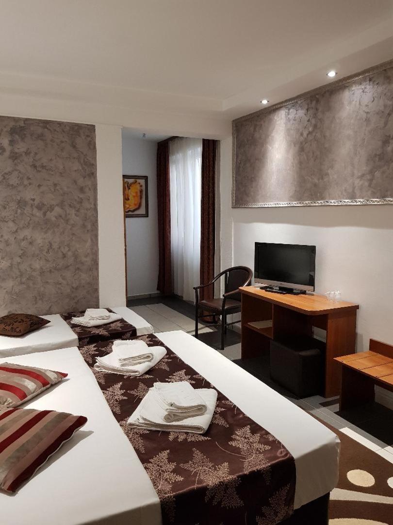 Hotel Tranzzit Bukareszt Zewnętrze zdjęcie