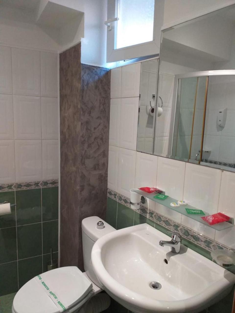 Hotel Tranzzit Bukareszt Zewnętrze zdjęcie