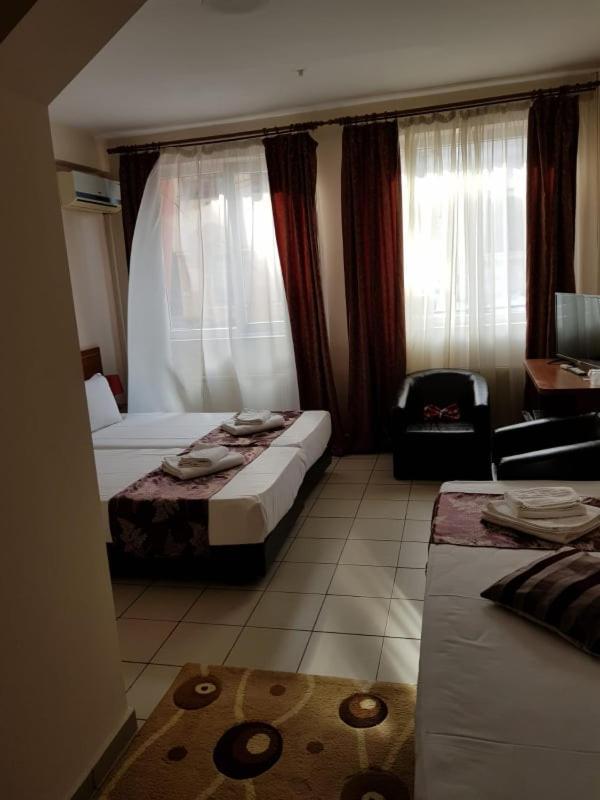 Hotel Tranzzit Bukareszt Zewnętrze zdjęcie