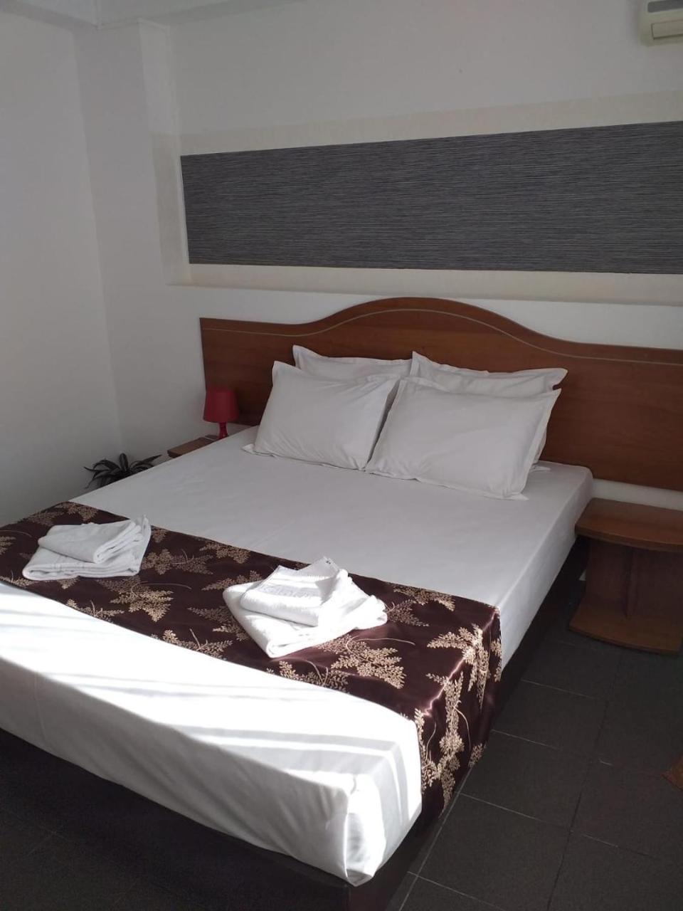 Hotel Tranzzit Bukareszt Zewnętrze zdjęcie